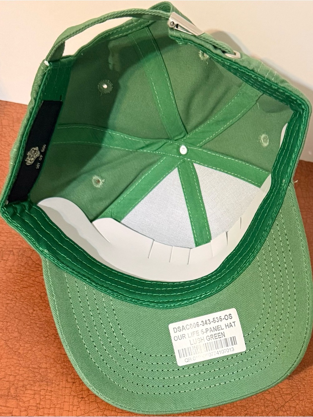 Darc Sport Green 'Wolves' Baseball Hat with White Embroidery - Picture 3 of 4